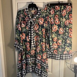 Floral and Checkered Women’s 2 pc Dress